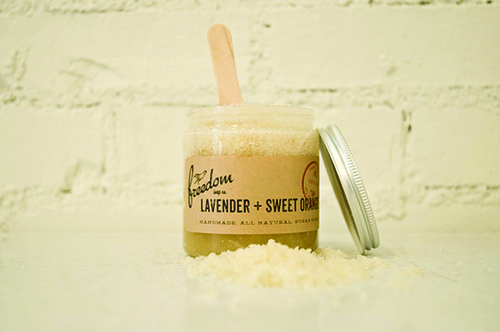 Slide_sugar_scrub_lavender_sweet_orange_1024x1024