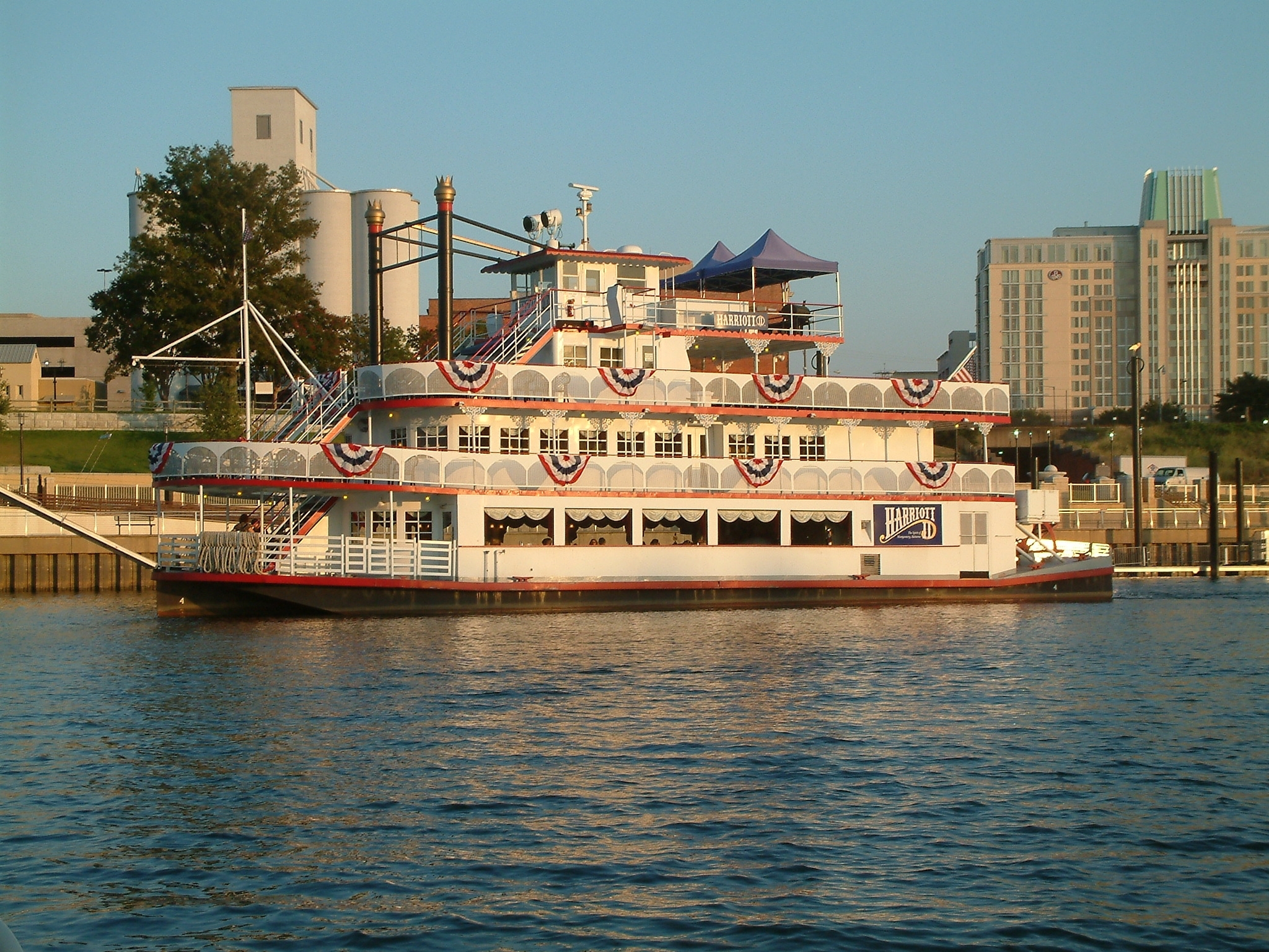 harriott ii riverboat owner