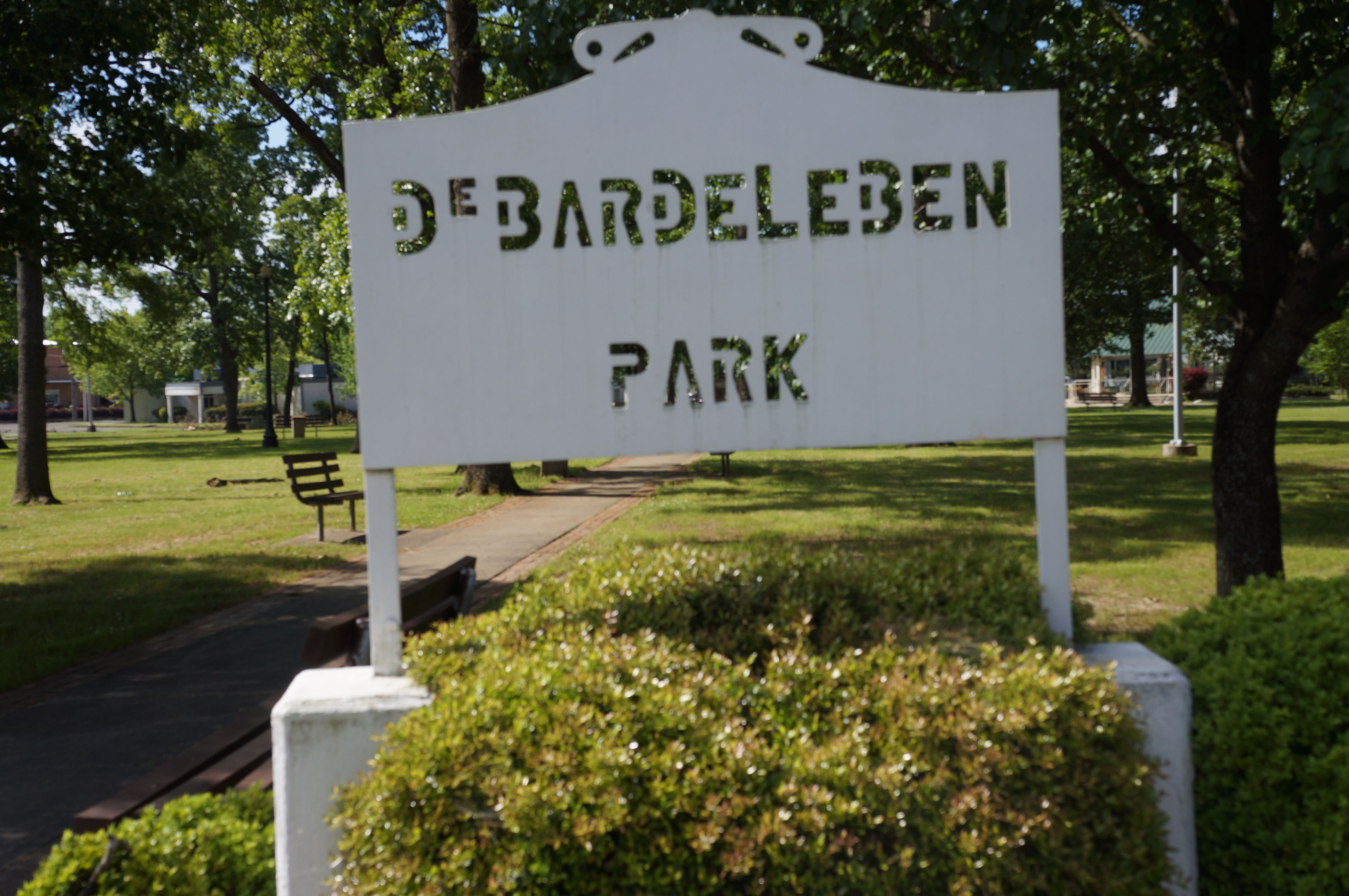 DeBardeleben Park
