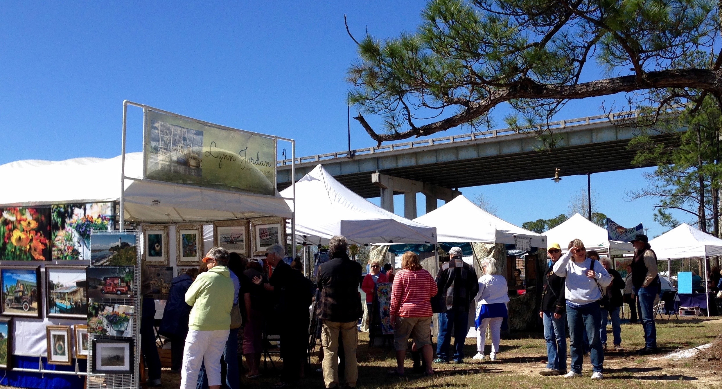 GCAA Art Market