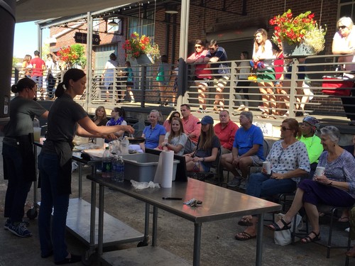 Slide_chef_demo_nourish_crowd