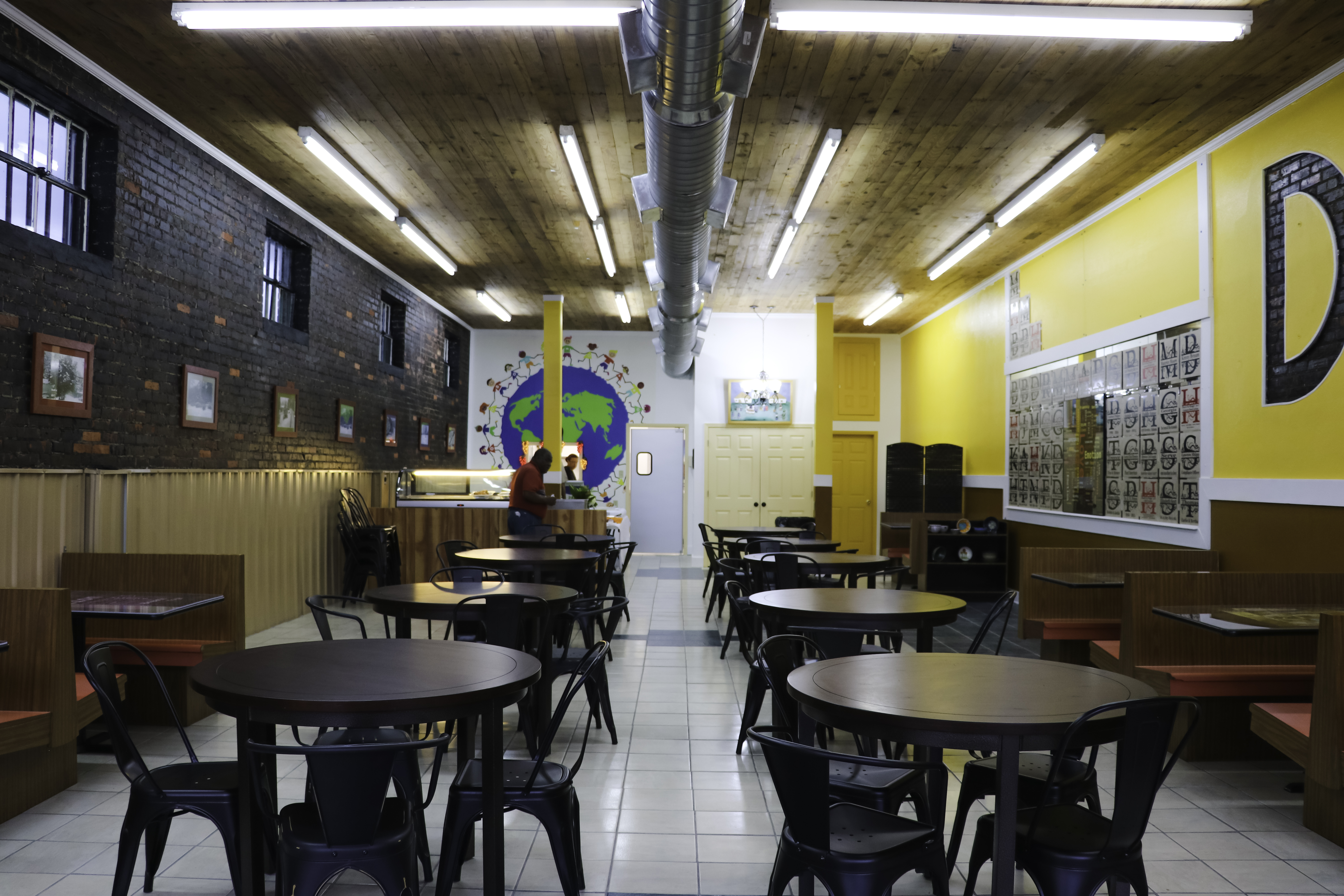 Drexell and Honeybees Donations Only Restaurant Brewton Alabama.Travel