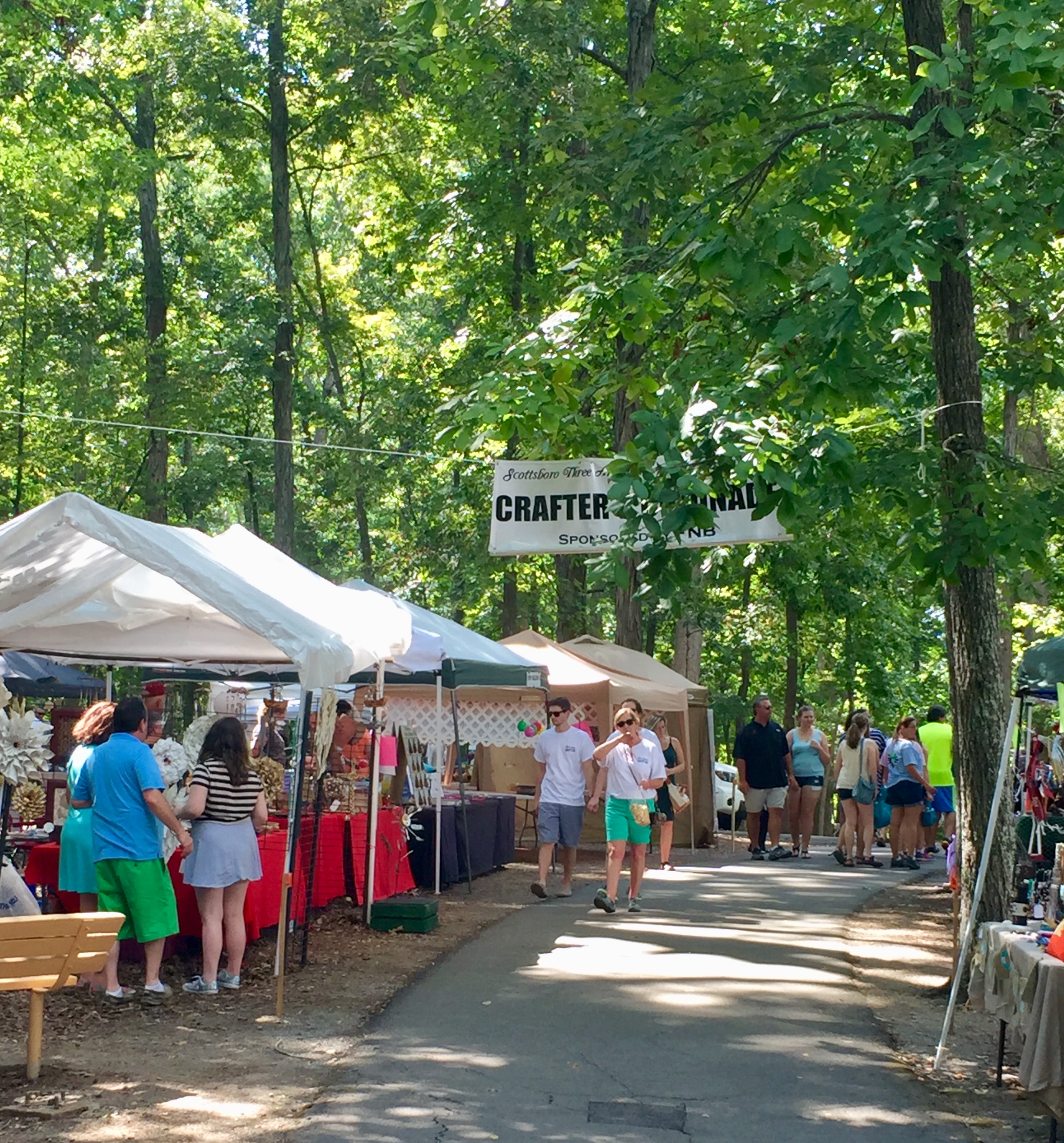 Art Sunday - Scottsboro - Alabama.Travel