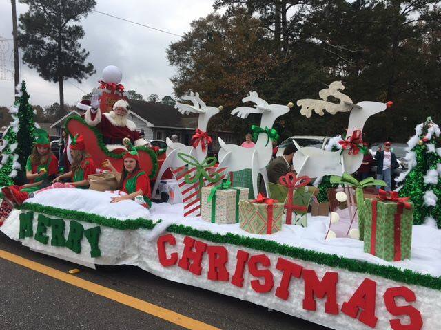 Monroeville's Annual Parade - Monroeville - Alabama.Travel