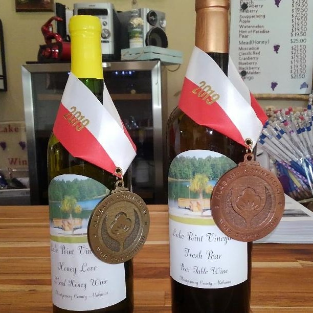 Lake Point Vineyard and Winery Fitzpatrick Alabama.Travel