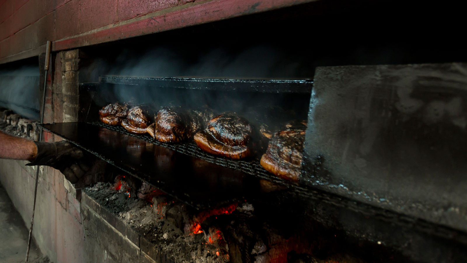 Top Hat Barbecue Hayden Alabama.Travel