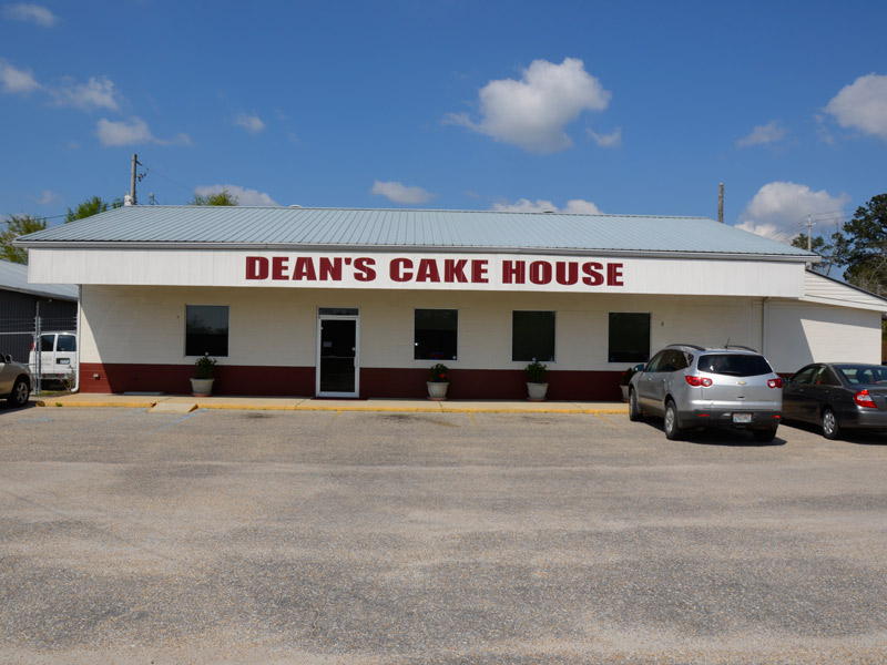 Dean's Cake House