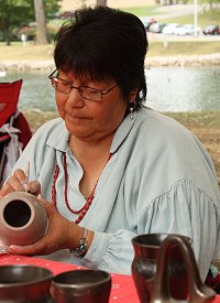 https://alabama-travel.s3.amazonaws.com/partners-uploads/photo/image/66a814ffb8a8bf000801b8ac/johnnieruthmaneyth.jpg