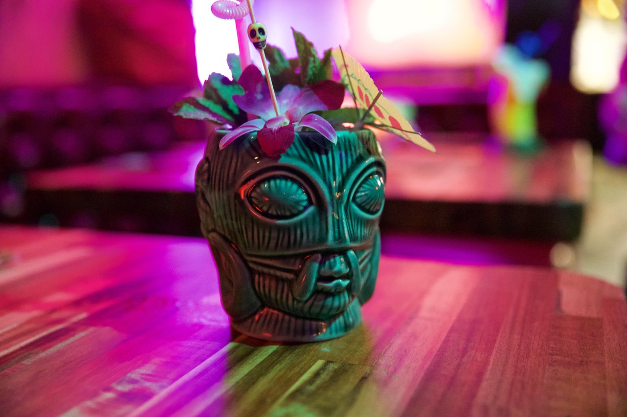 https://alabama-travel.s3.amazonaws.com/partners-uploads/photo/image/686be0a31915060008b93f04/Tikifancydrink.jpg