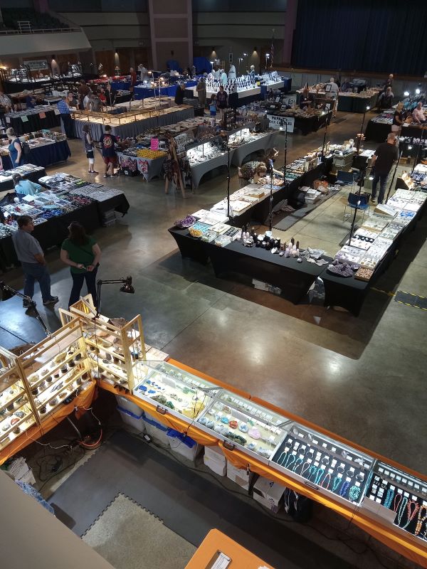 https://alabama-travel.s3.amazonaws.com/partners-uploads/photo/image/6882b6f5632ef40002750740/2023showfloorabove600.jpg