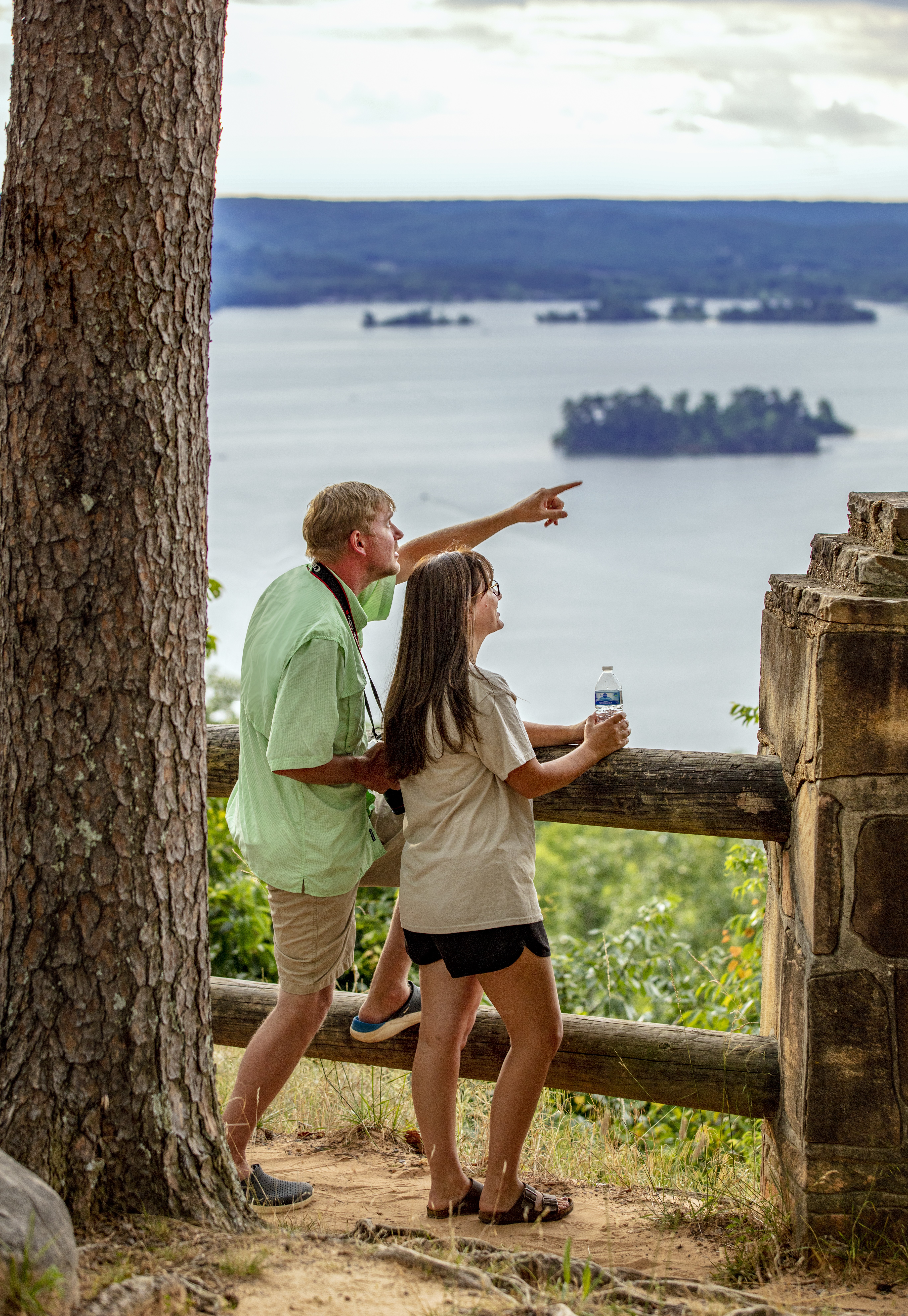 Point Rock Trail Bucks Pocket State Park