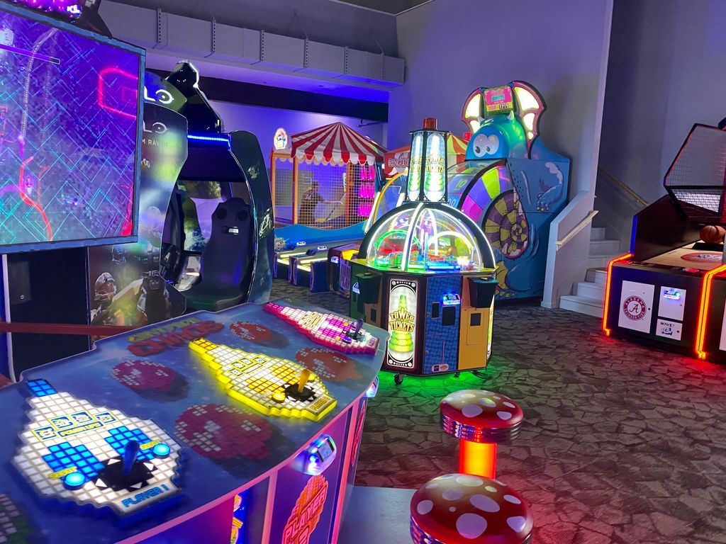 Shindig Family Entertainment Center